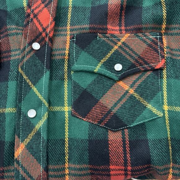 Vintage David Harrison Men’s Size S Green Plaid Flannel Button-Up Shirt - Picture 4 of 5
